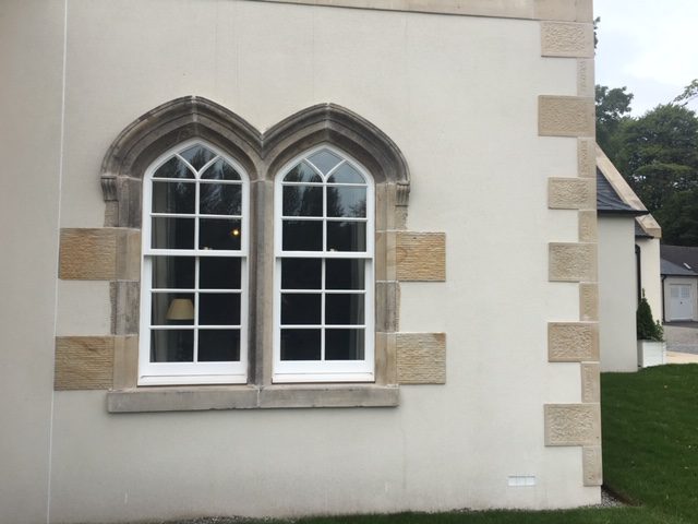 sandstone moulded windows and sandstone corners